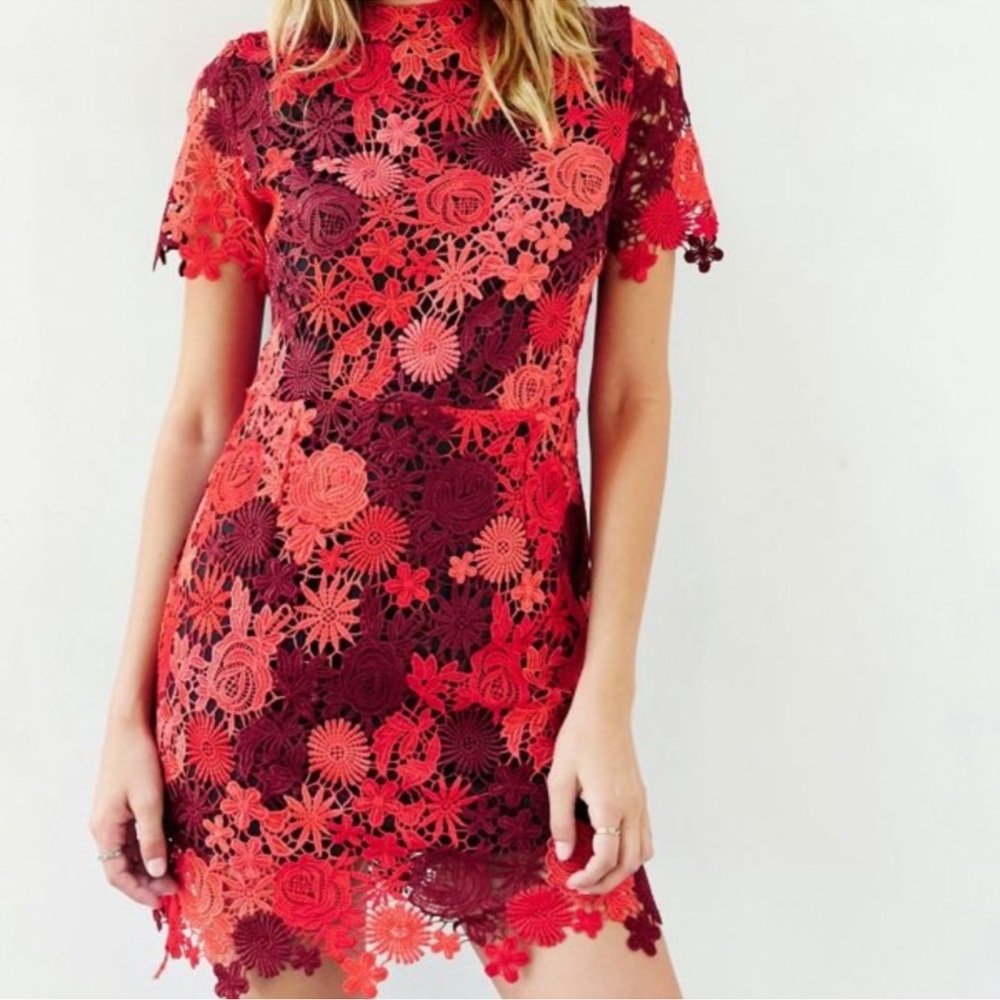 Urban Outfitters Glamorous Red Floral Lace Party Cocktail Dress Size XS